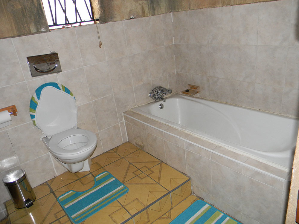 African Cave Lodge Hammanskraal Exterior photo